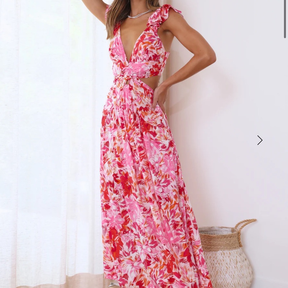 hello molly love the fit midi dress